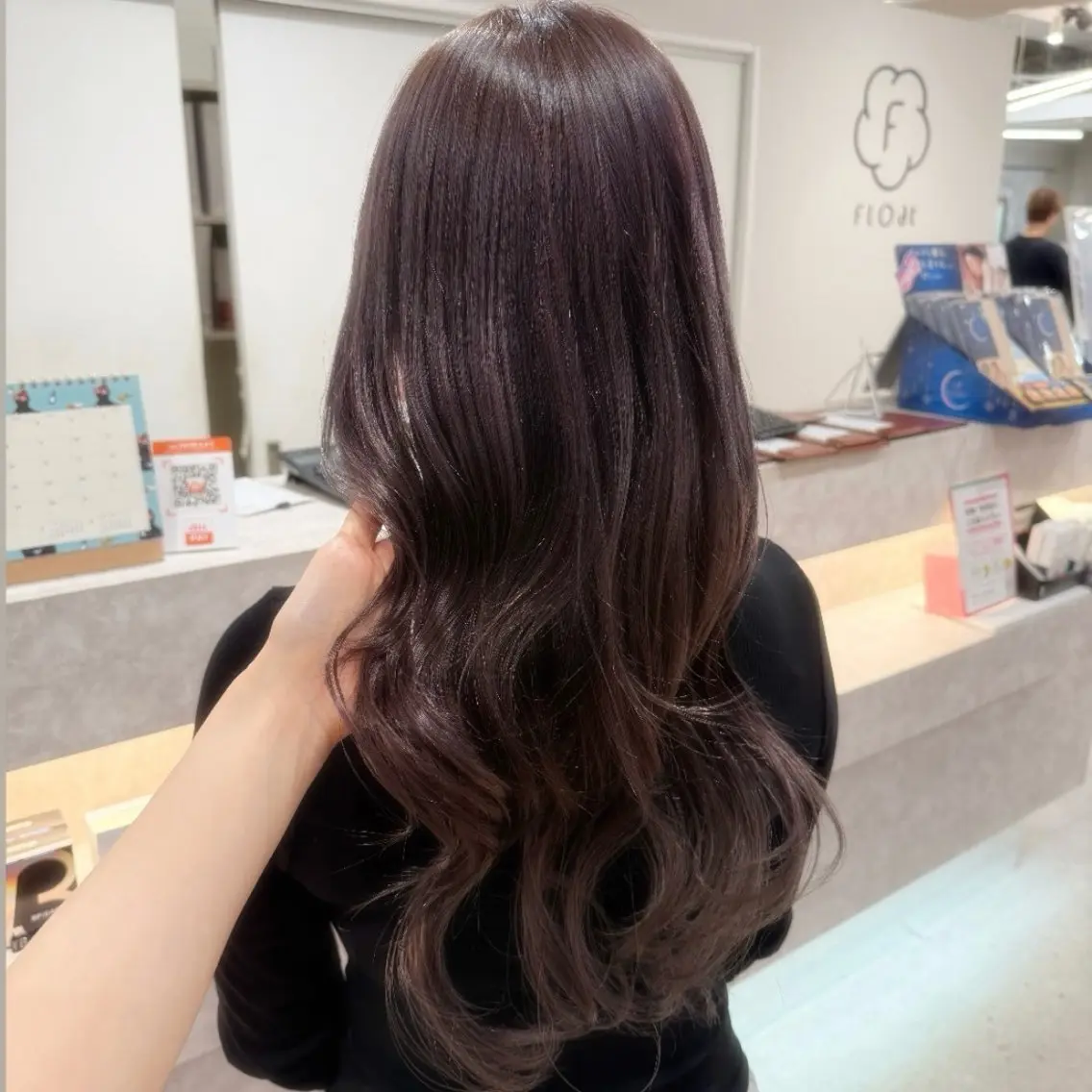 ロング カラー ヘアアレンジ キヨミ 韓国レイヤーカットのヘアスタイル