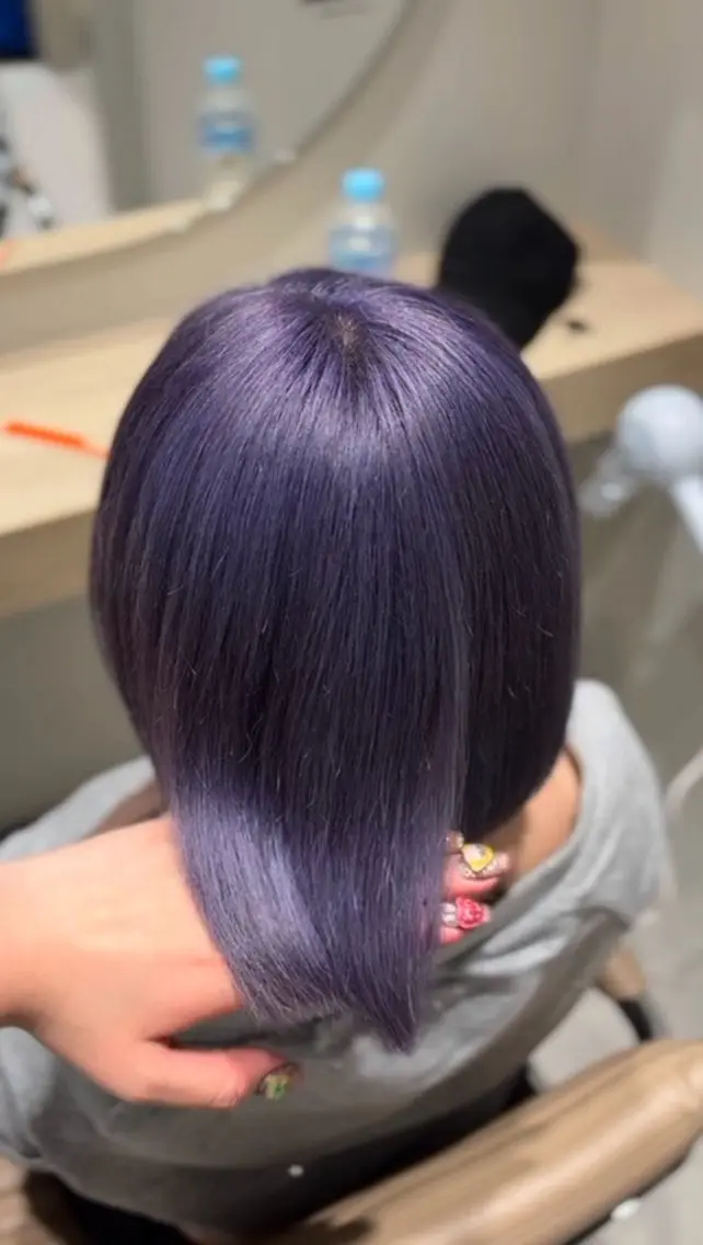 カラー VEGA日並 樹里のヘアスタイル