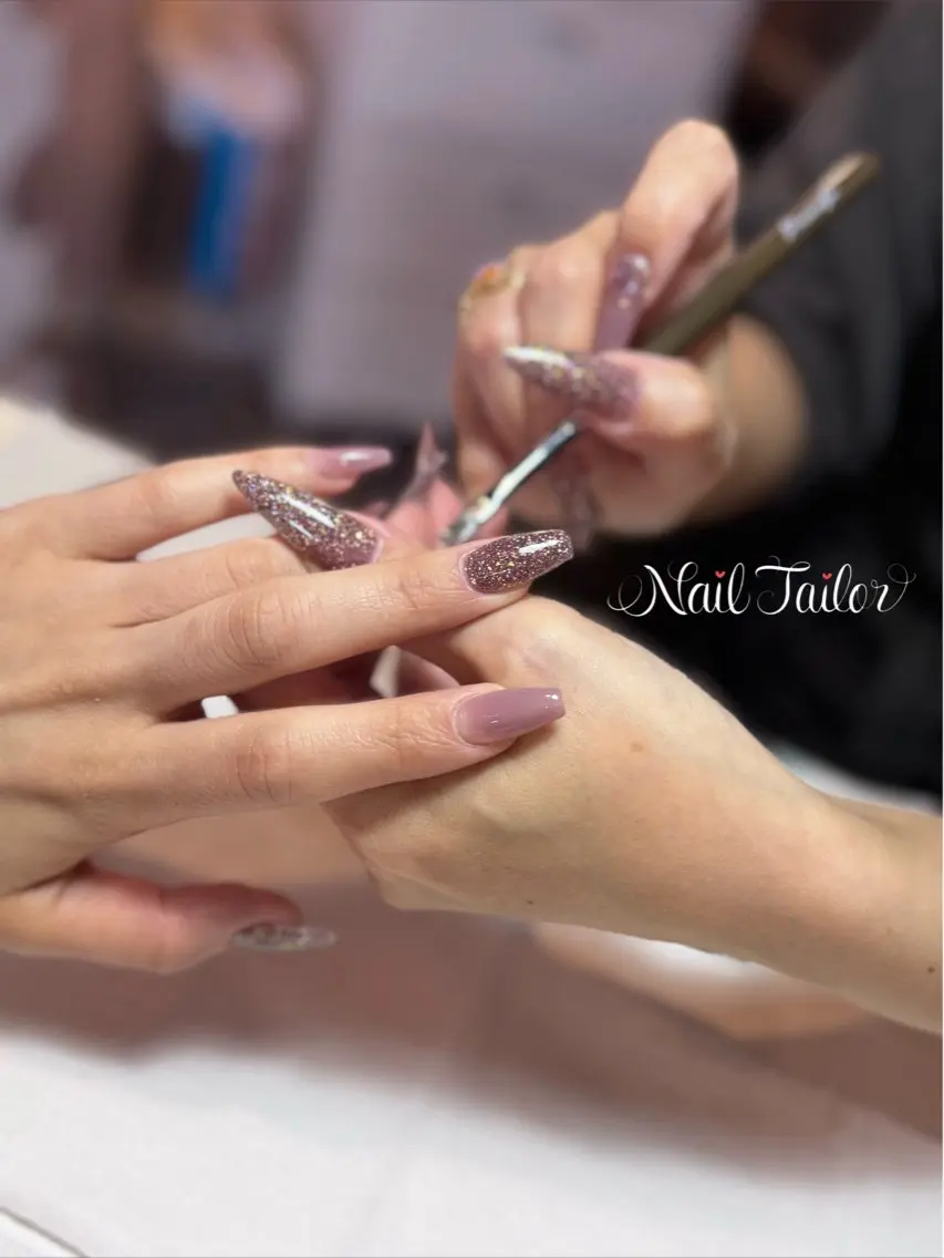 ネイル ブルー フラッシュネイル グラデーション おそろいネイル ハンドネイル NailTailor ネイルテイラーのネイルデザイン