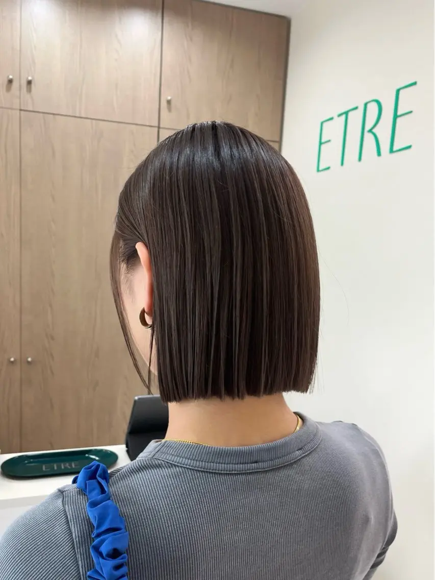 ショート カラー 中村 佳歩のヘアスタイル