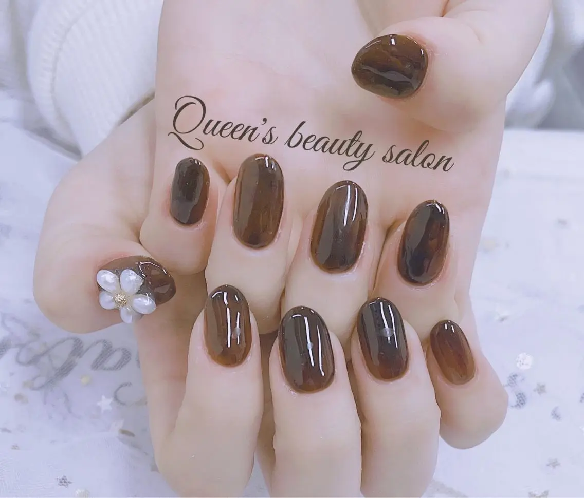 ネイル ハンドネイル Queens ciciのネイルデザイン