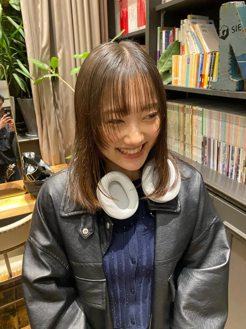 セミロング 顔周りカット レイヤーカット 高尾 凌太のヘアスタイル