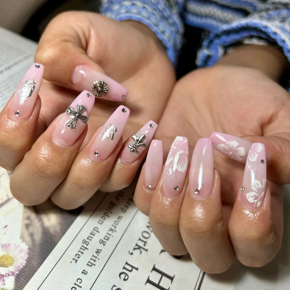 ネイル ハンドネイル nailroom‪ sb‪‪𓈒𓂂𓏸のネイルデザイン