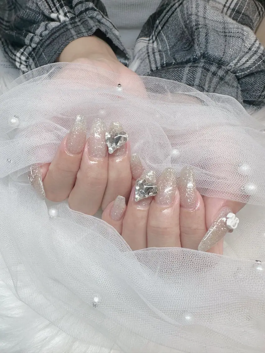 ネイル ハンドネイル NON🎀韓国 ちゅるんワンホン🎀のネイルデザイン