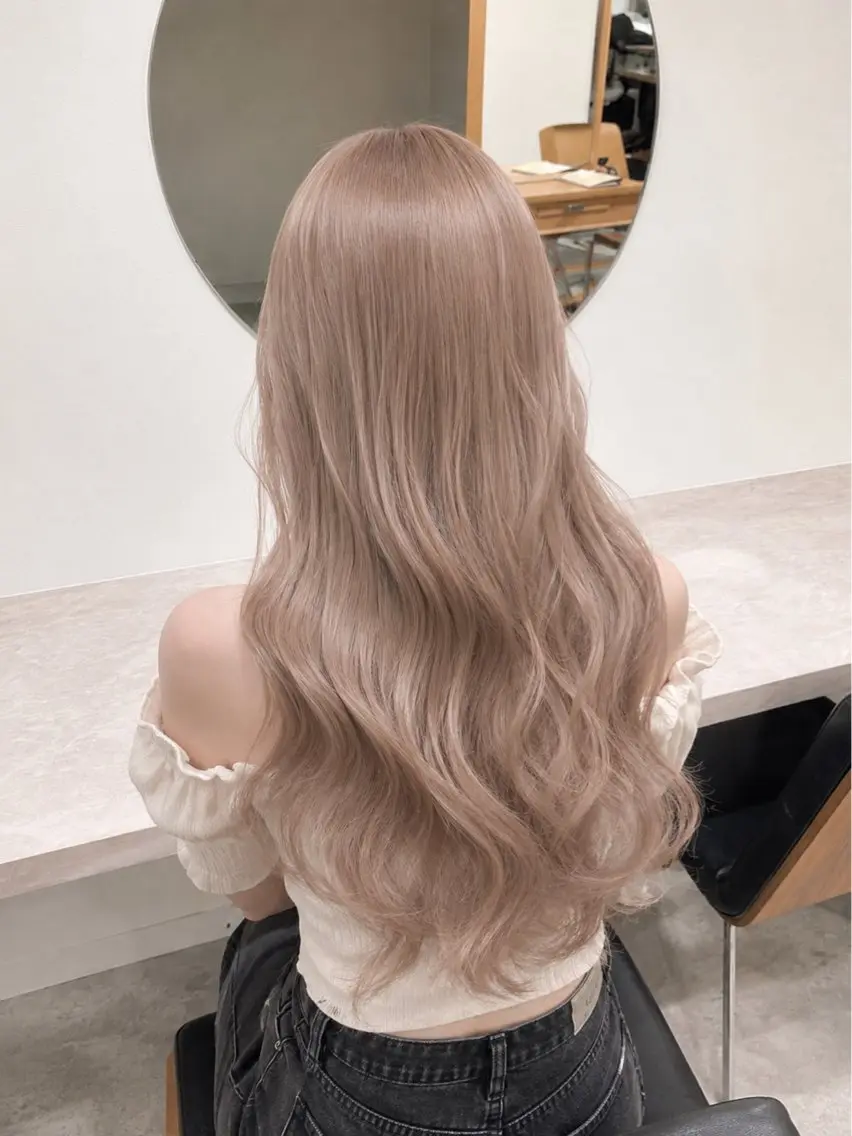 ロング カット ヘアカラー 🤍ブリーチ/韓国 レイヤー/愛珠🎀のヘアスタイル