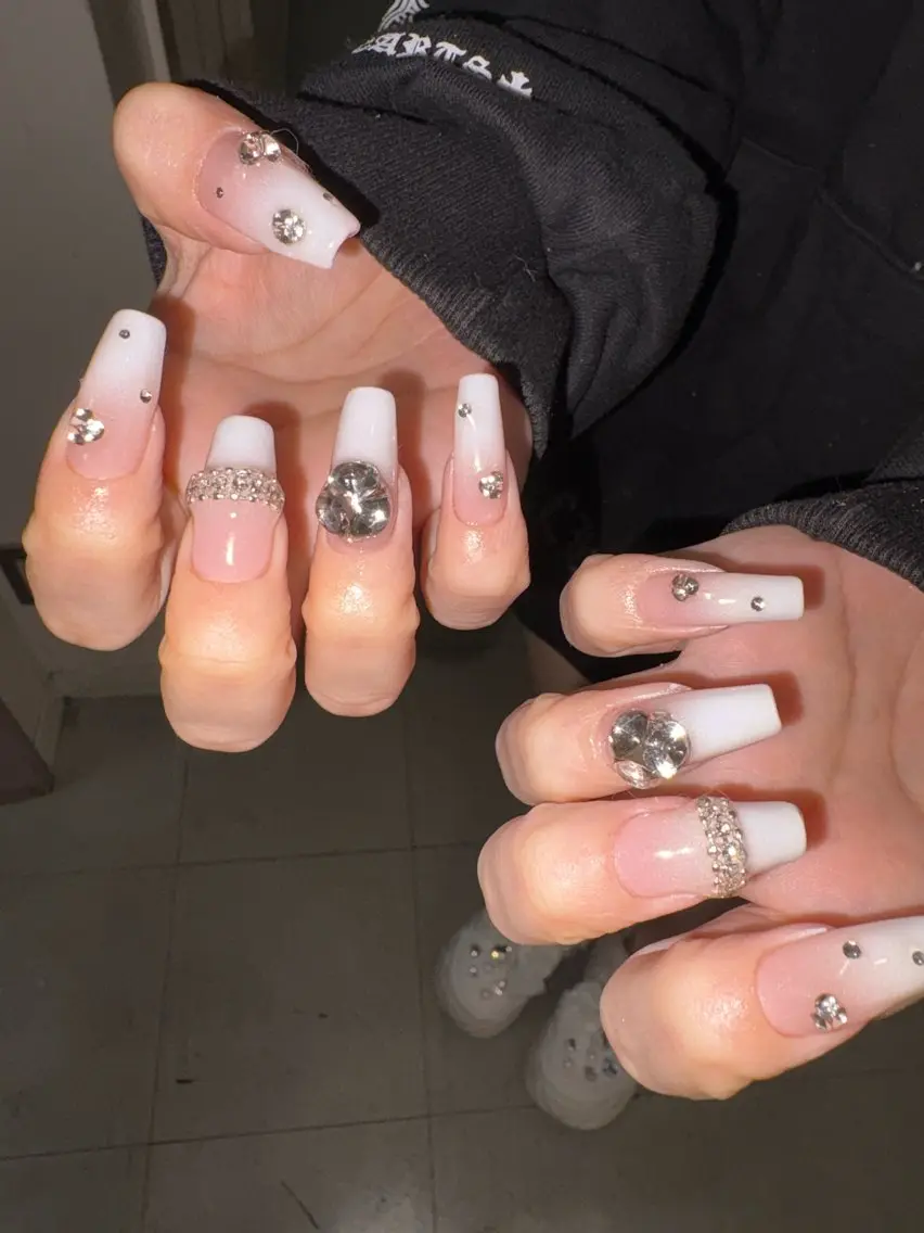 ネイル シルバー 33nail✴️栄 スミレ❇️Gel-xのネイルデザイン
