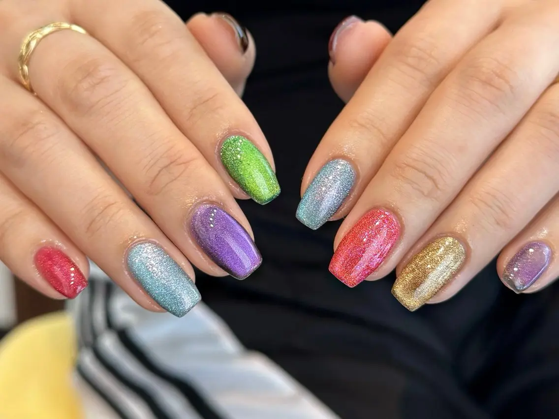 ネイル オーロラネイル 長さ出し フレンチネイル ジェルネイル ガラスフレンチ ハンドネイル Rela・S NAILのネイルデザイン