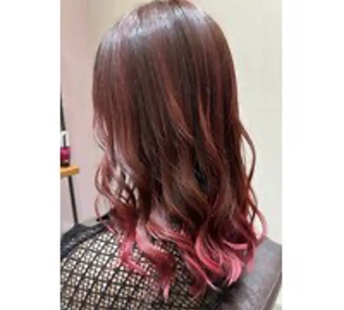カラー ヘアカラー 梶 瑞希のヘアスタイル
