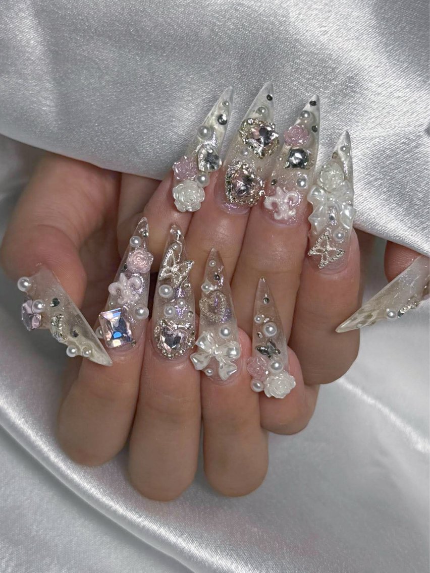 ネイル ハンドネイル LEELA NAIL STUDIOのネイルデザイン