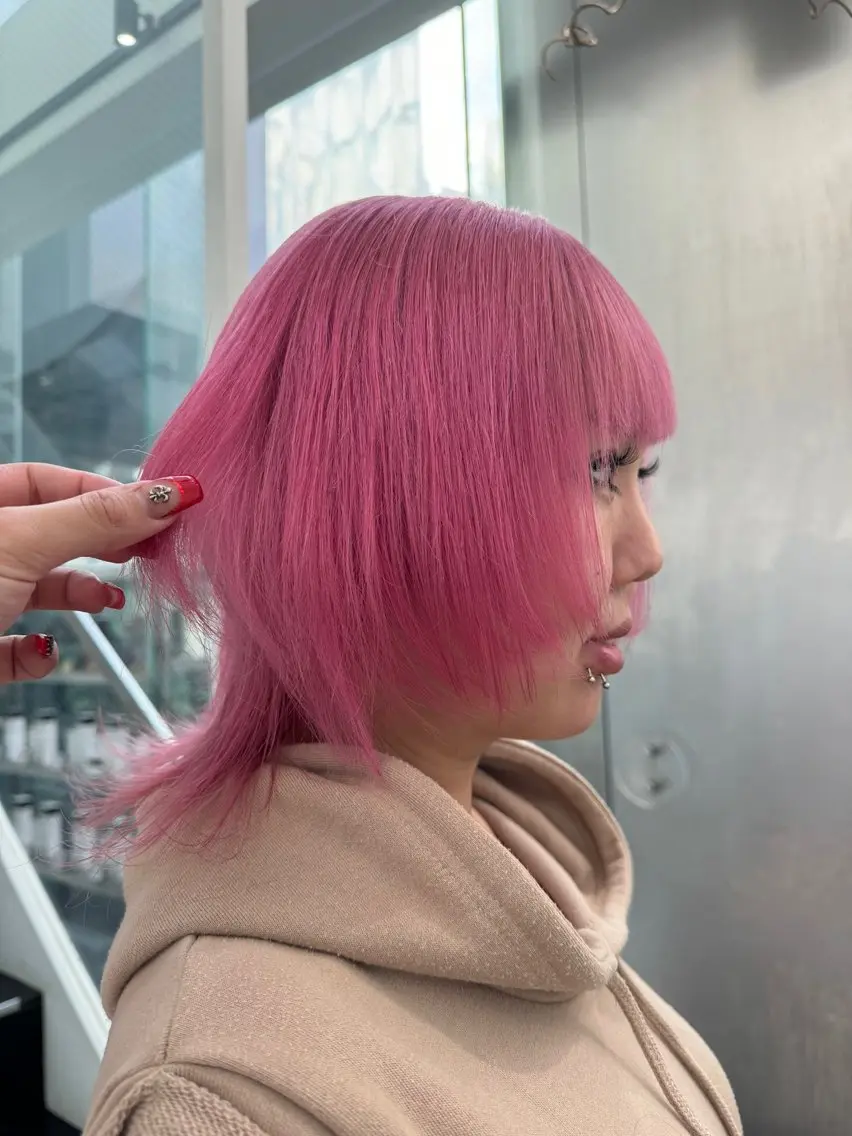 ミディアム カラー ブリーチ ピンクカラー mao/天神ブリーチ ハイトーンカラーのヘアスタイル