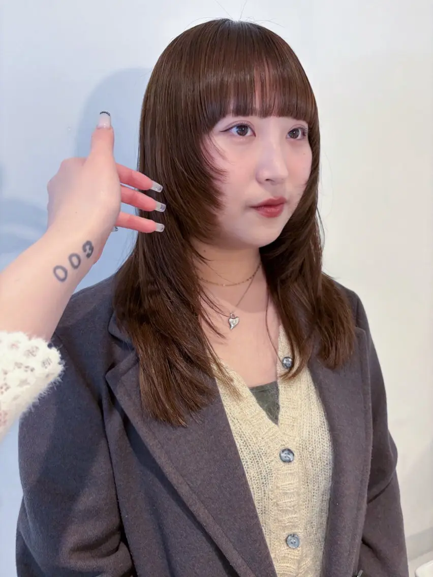 セミロング カラー カット ヘアカラー Luca🟠 透明感カラーのヘアスタイル
