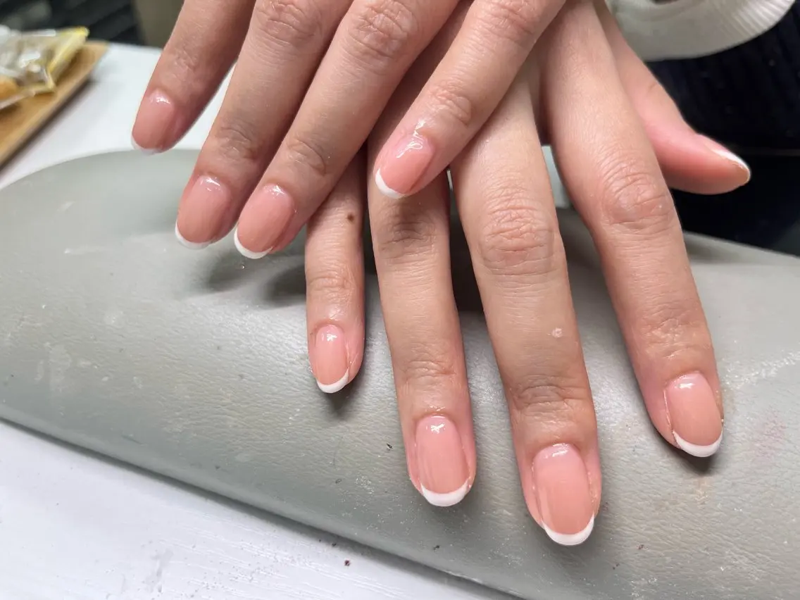 ベース色付けフレンチの写真