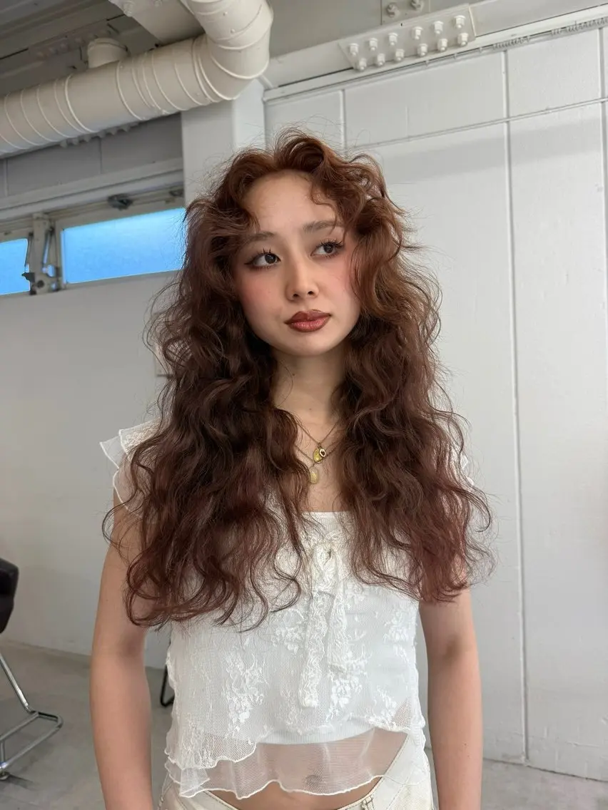 ロング カラー ヘアアレンジ 🦠デザインカラー/ 魚瀬あおい🦠のヘアスタイル