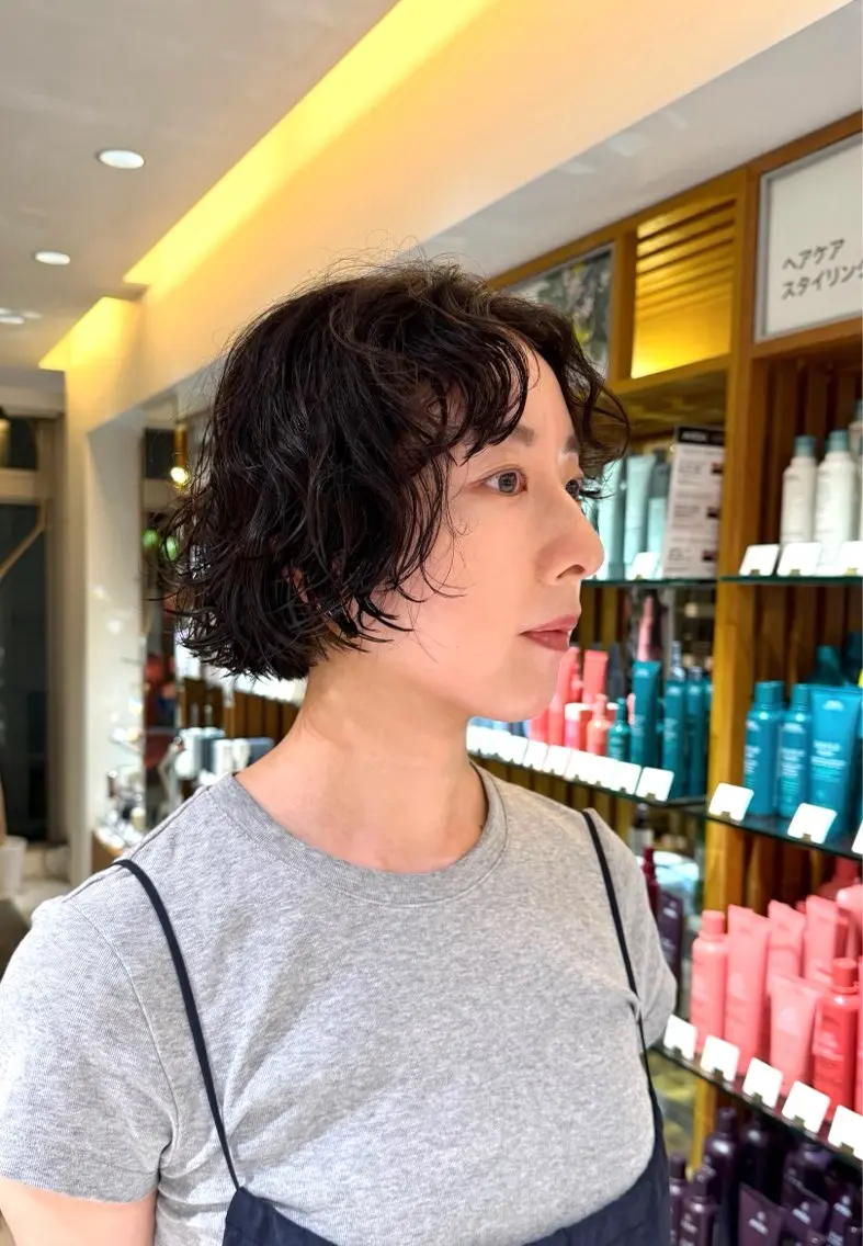 ショート パーマ カット パーマ 岸 奈々香のヘアスタイル