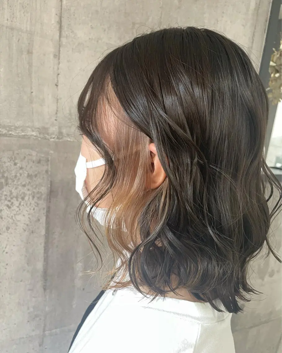 イヤリングカラー(ブリーチあり)+ジェミールフラントリートメントの写真