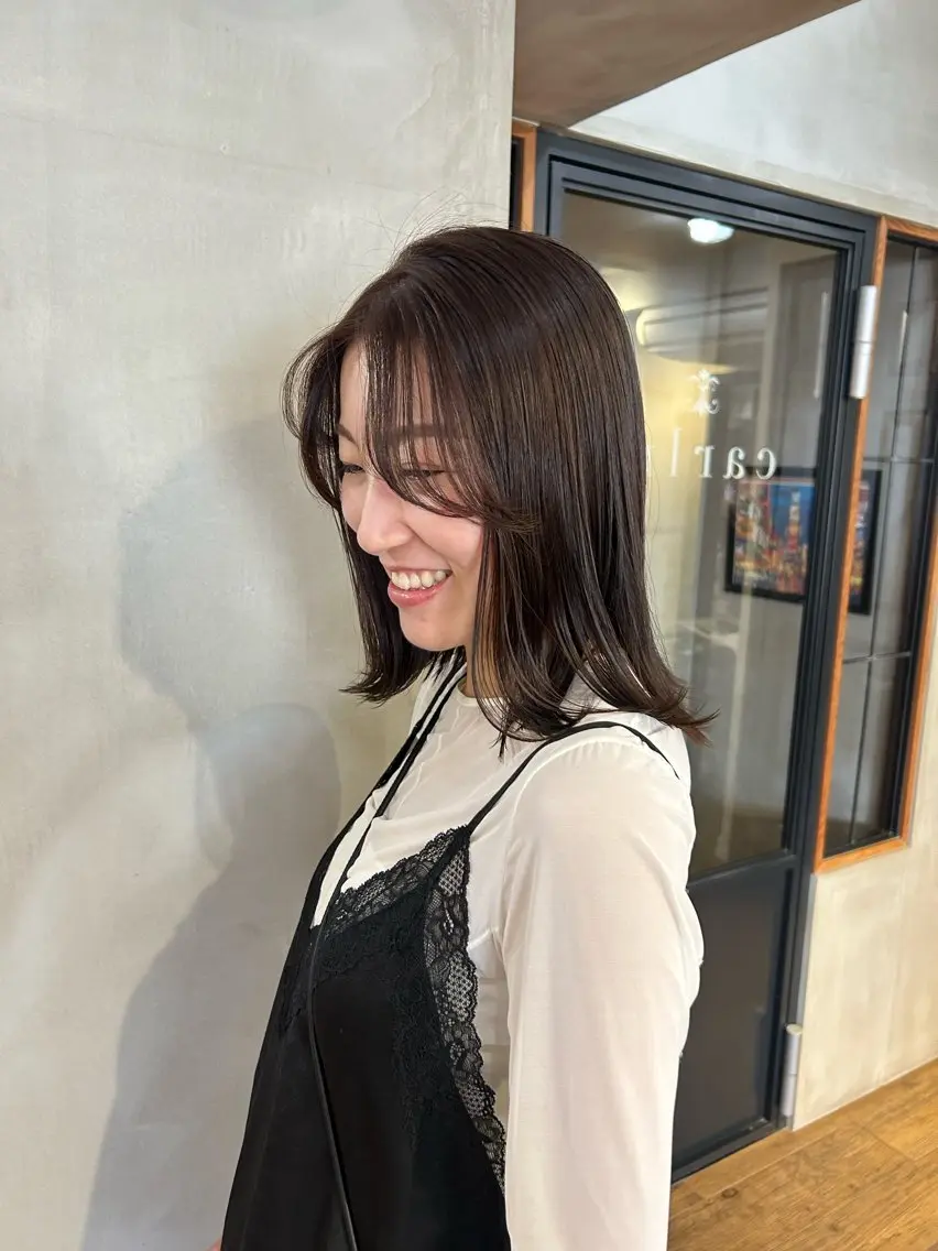 セミロング カラー きよまつ みさきのヘアスタイル