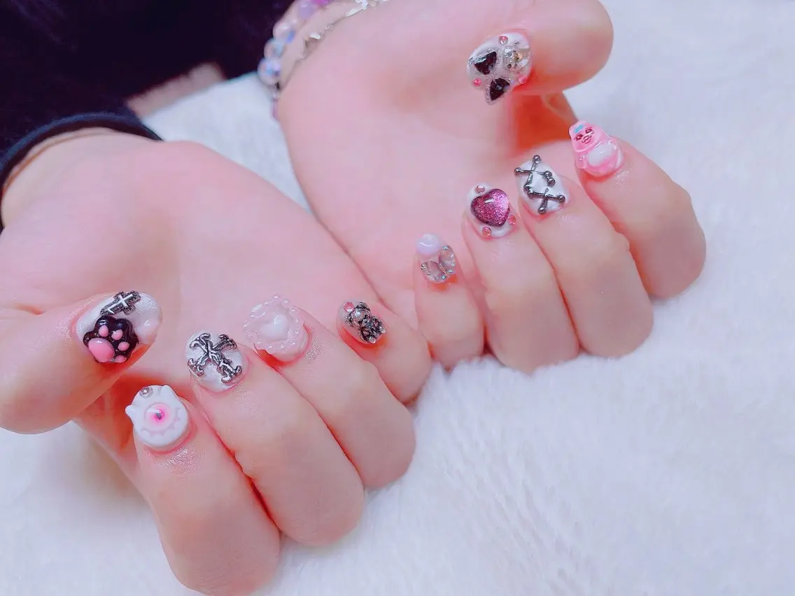 ネイル ハンドネイル Makana Manaのネイルデザイン