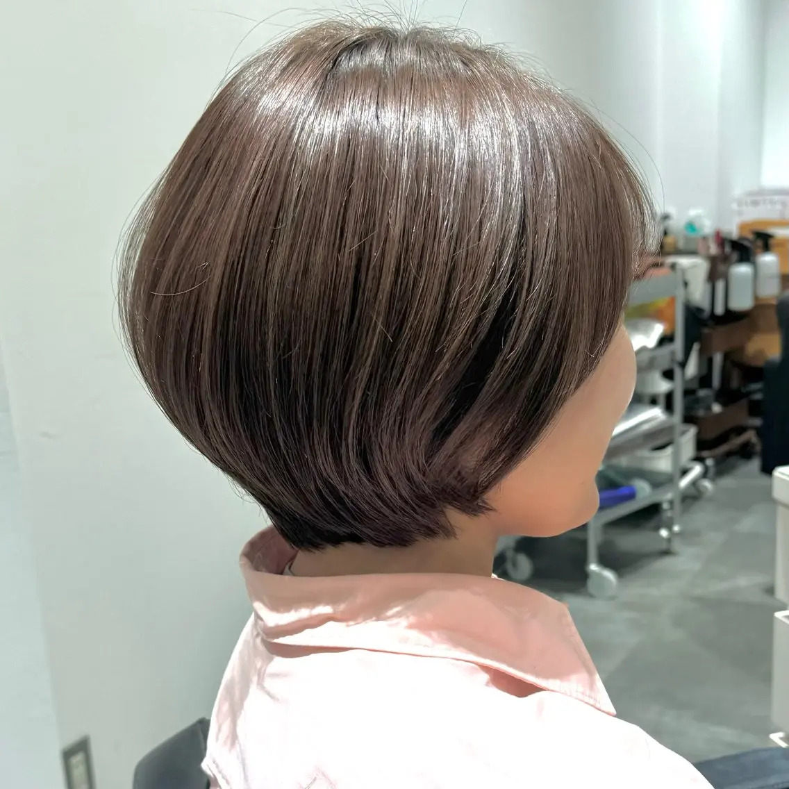 ショート ショートボブ ボブ ショートヘア ひなた あゆみのヘアスタイル