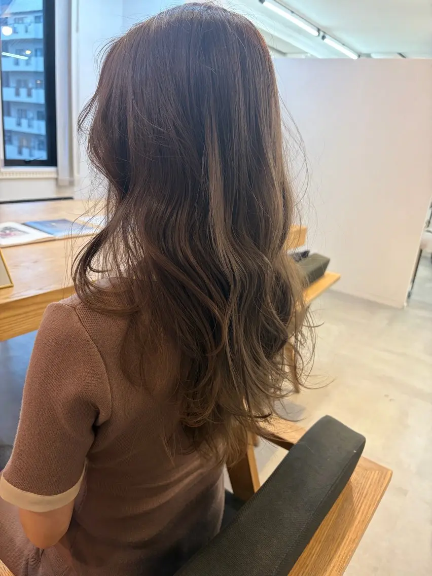 ロング カット ヘアカラー 南堀江レイヤーカット MIKU🍒のヘアスタイル