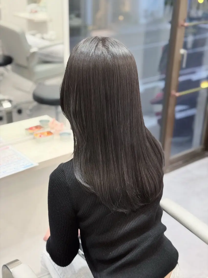 ロング Aya/縮毛矯正 /透明感カラーのヘアスタイル