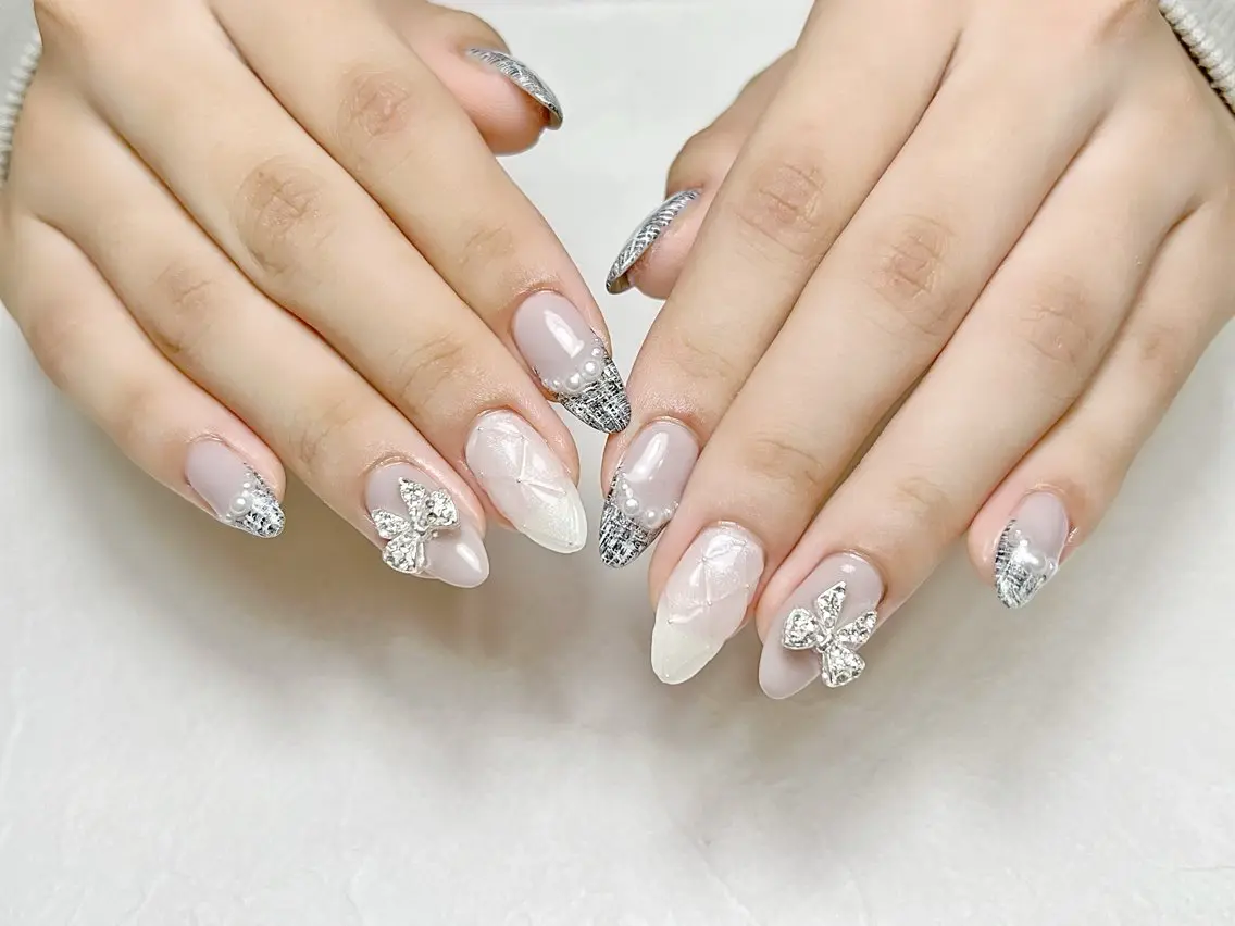 ネイル ガーリー キラキラネイル 韓国ネイル ツイードネイル ワンホンネイル rouse nail RISATOのネイルデザイン