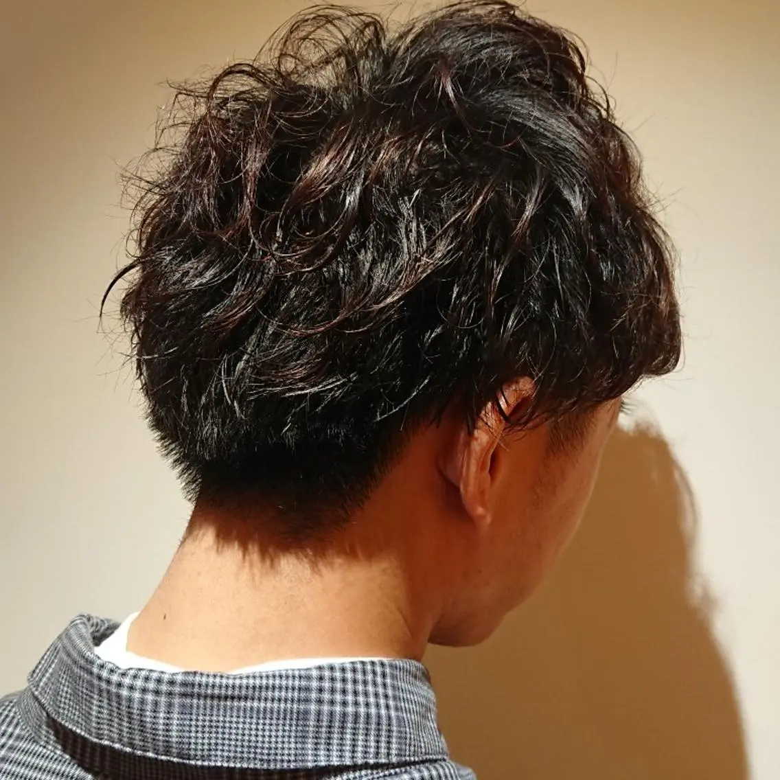 メンズ パーマ メンズパーマ ブリーチ/ヘアケア/ 艶髪/イギチハルのヘアスタイル