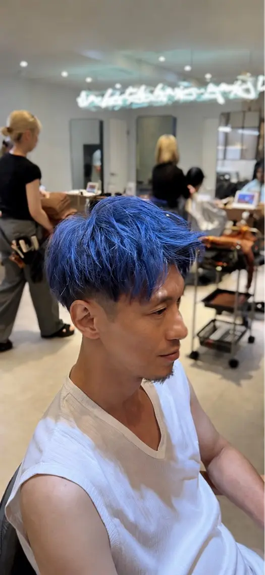 メンズ ヘアカラー ハシモト ミオのヘアスタイル