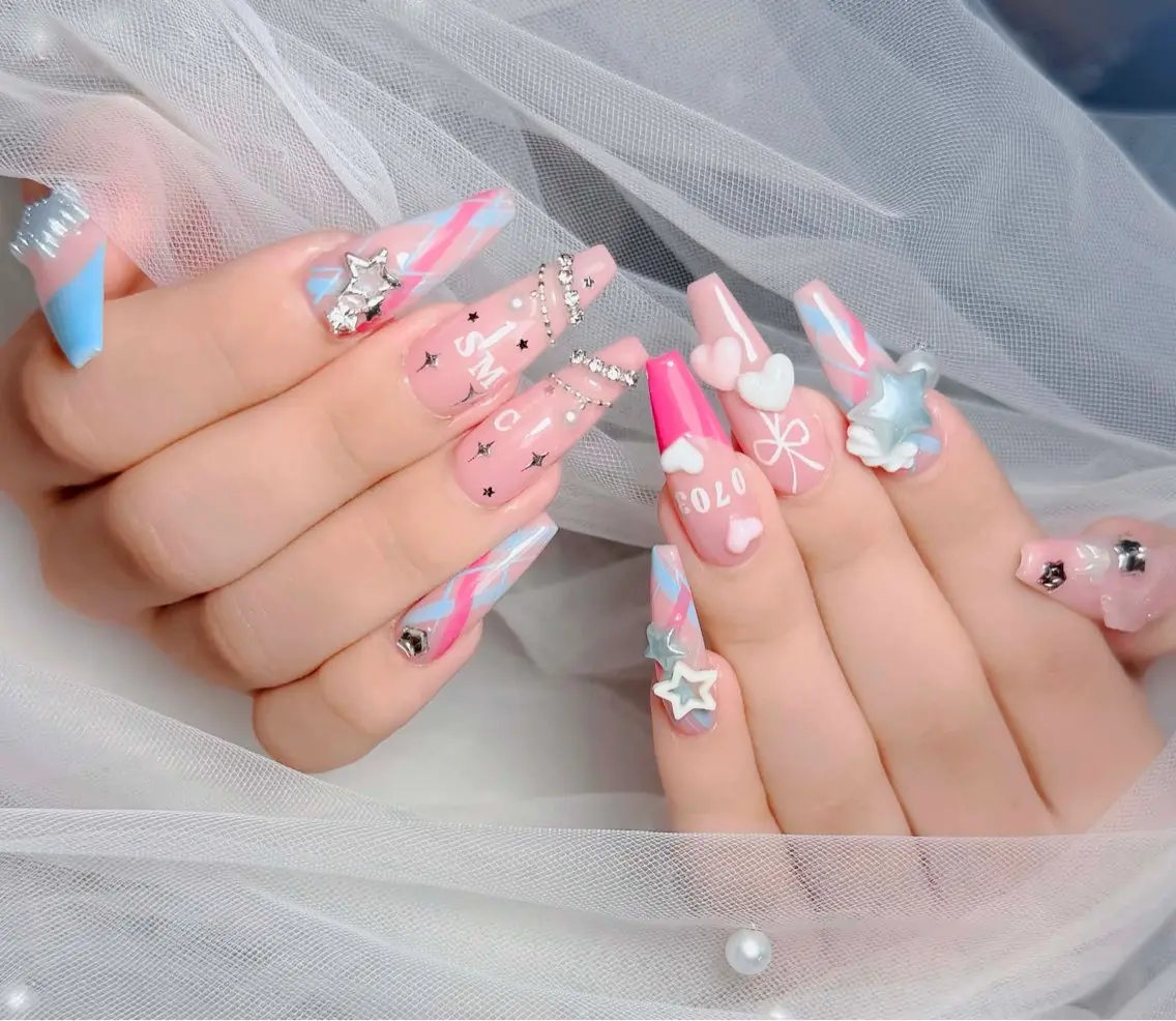 ネイル アートネイル 韓国ネイル 持ち込み ワンホンネイル ハンドネイル Lenie Nail Salonのネイルデザイン