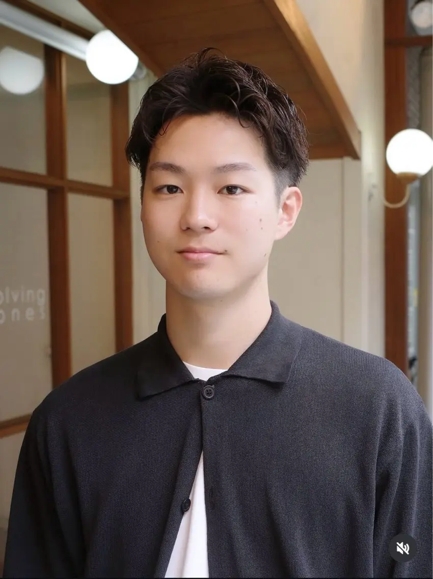 メンズカット💇ナチュラルなセンターパート、短髪ショート、大人っぽくカッコよくなりたい方は是非😊の写真