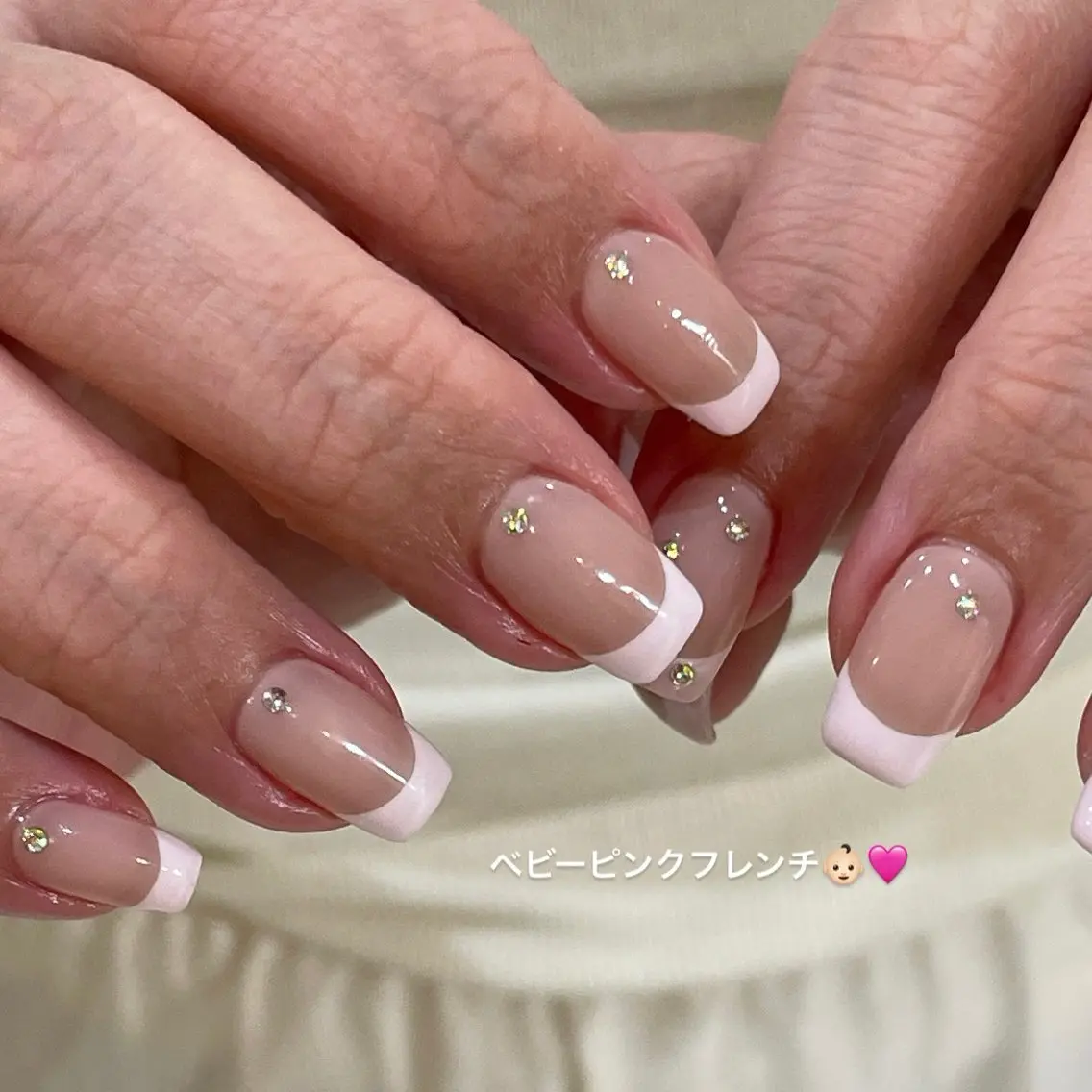 ネイル フレンチネイル ストーンネイル ハンドネイル you (ユウ)のネイルデザイン