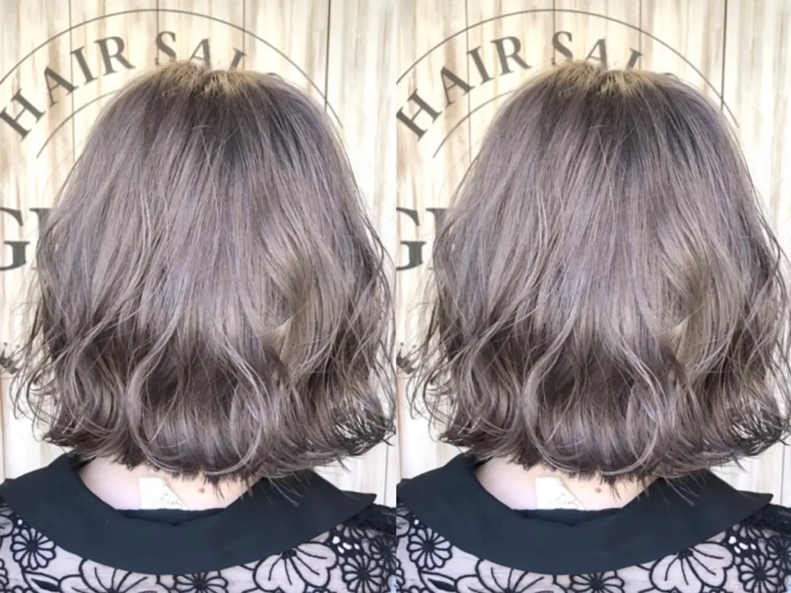 セミロング GRANDE アオキのヘアスタイル