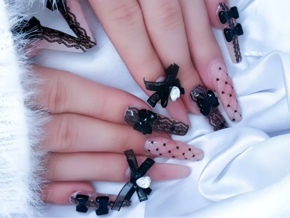 ネイル べっ甲ネイル チークネイル フラッシュネイル フラワーネイル フットネイル ハンドネイル Rin Nail Shinokuboのネイルデザイン