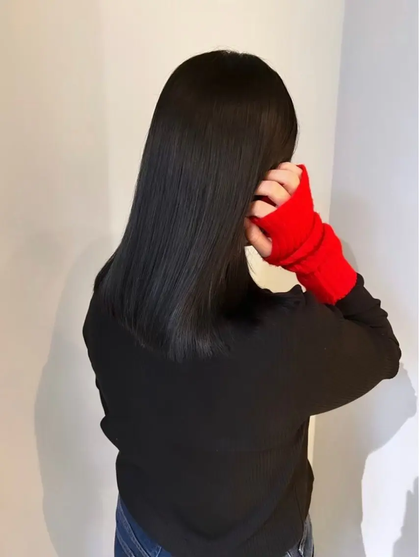 ロング 小林 虹花のヘアスタイル