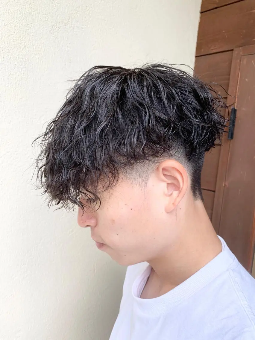 メンズパーマ(カット込み)ツイスト、スパイラル、波巻き可の写真