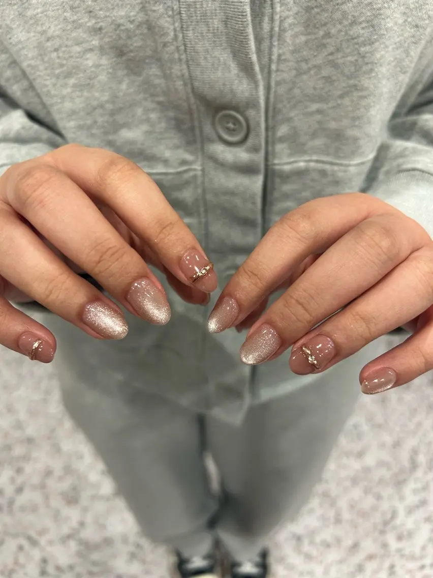 ネイル ハンドネイル 小松 千冬のネイルデザイン