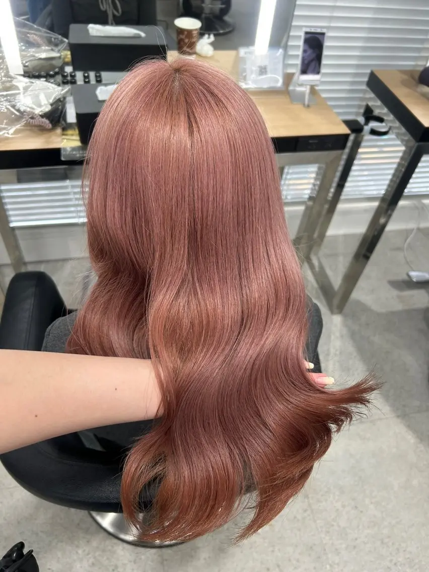 カラー ブリーチあり·なし ツヤカラー/mai‎のヘアスタイル