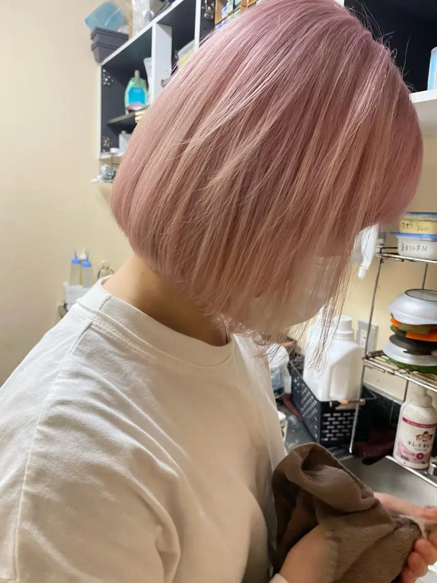 カット＋ブリーチ+カラー＋ミルボントリートメント🌟の写真