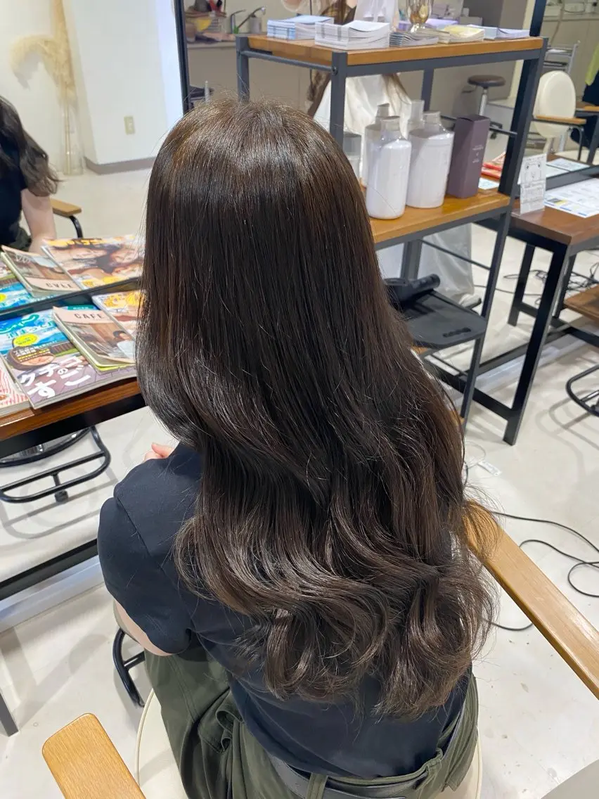 カラー annuy 🩶るのんのヘアスタイル