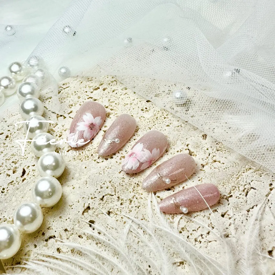 ネイル 桜ネイル ハンドネイル ハンドケア nail salon Feerieのネイルデザイン