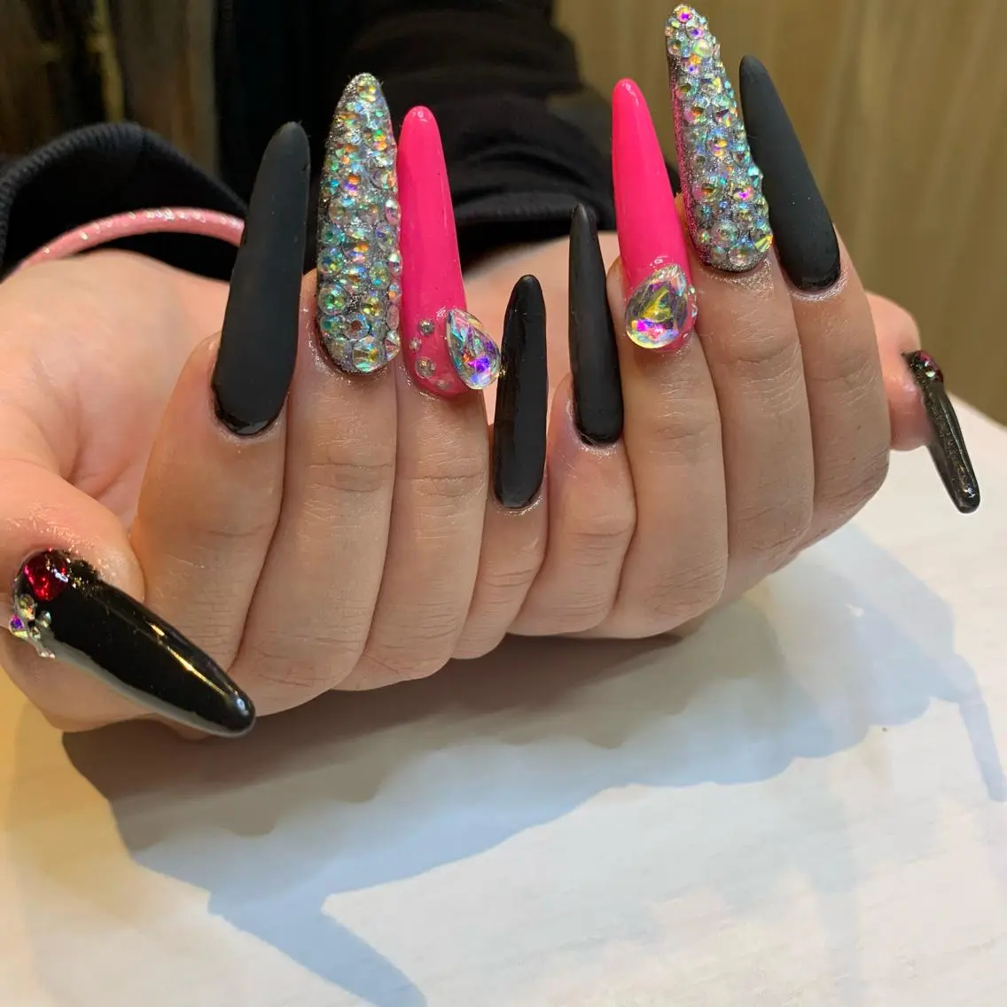 ネイル ロングネイル スカルプネイル ハンドネイル フットネイル Adite nailのネイルデザイン