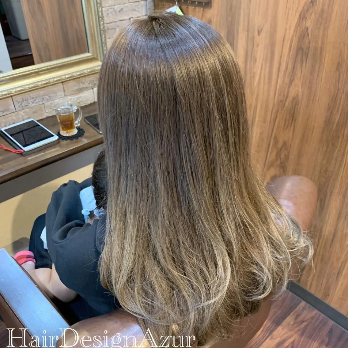 ロング カラー HairDesign Azurのヘアスタイル