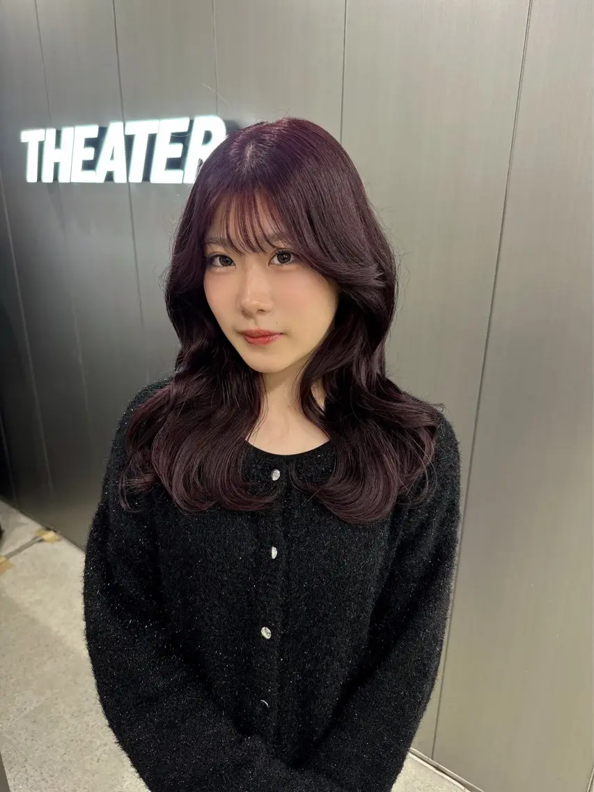 ロング カラー 暗髪🩶ラベンダー/ ブルー/ユウナ🤍のヘアスタイル