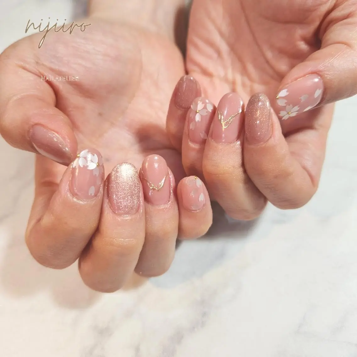 ネイル ハンドネイル nijiiro🌈 サトウのネイルデザイン