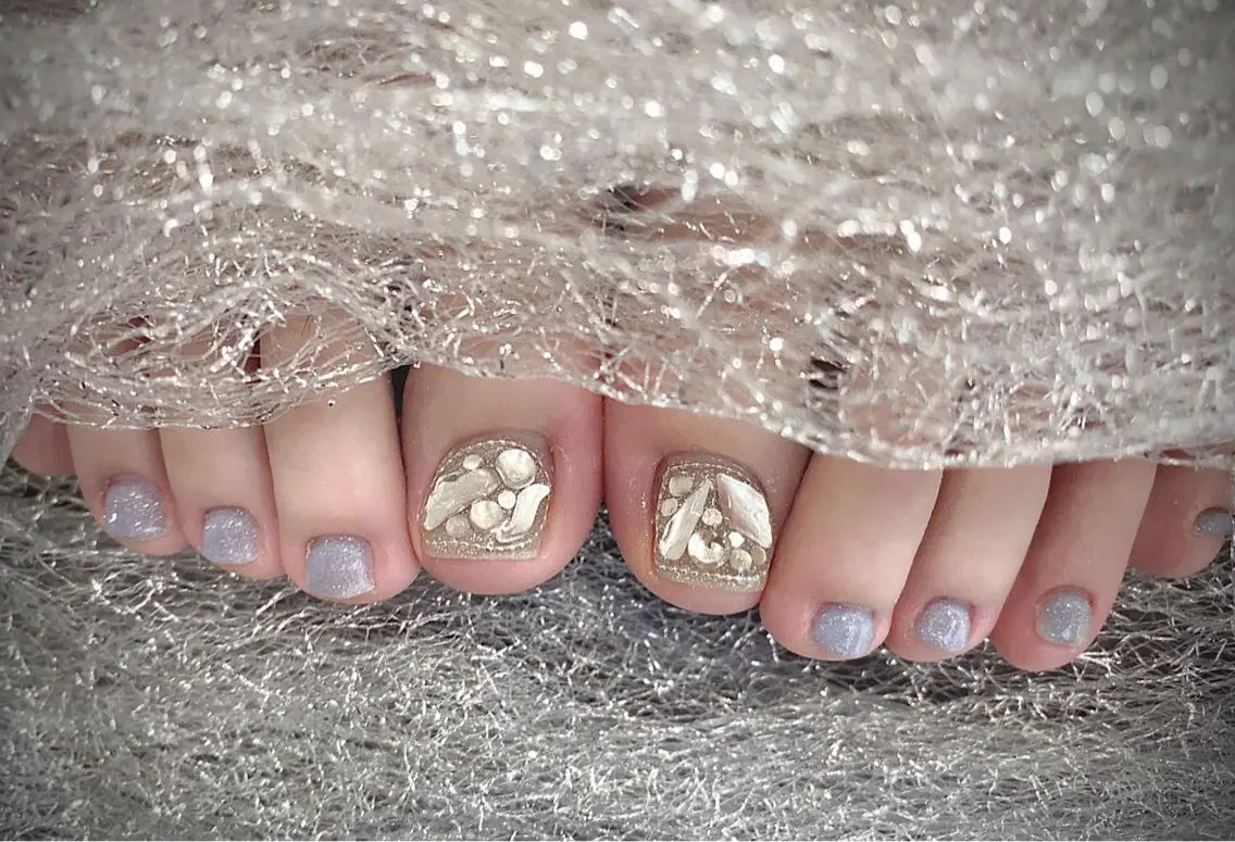 ネイル I-nailロング /ワンホン/キラキラのネイルデザイン
