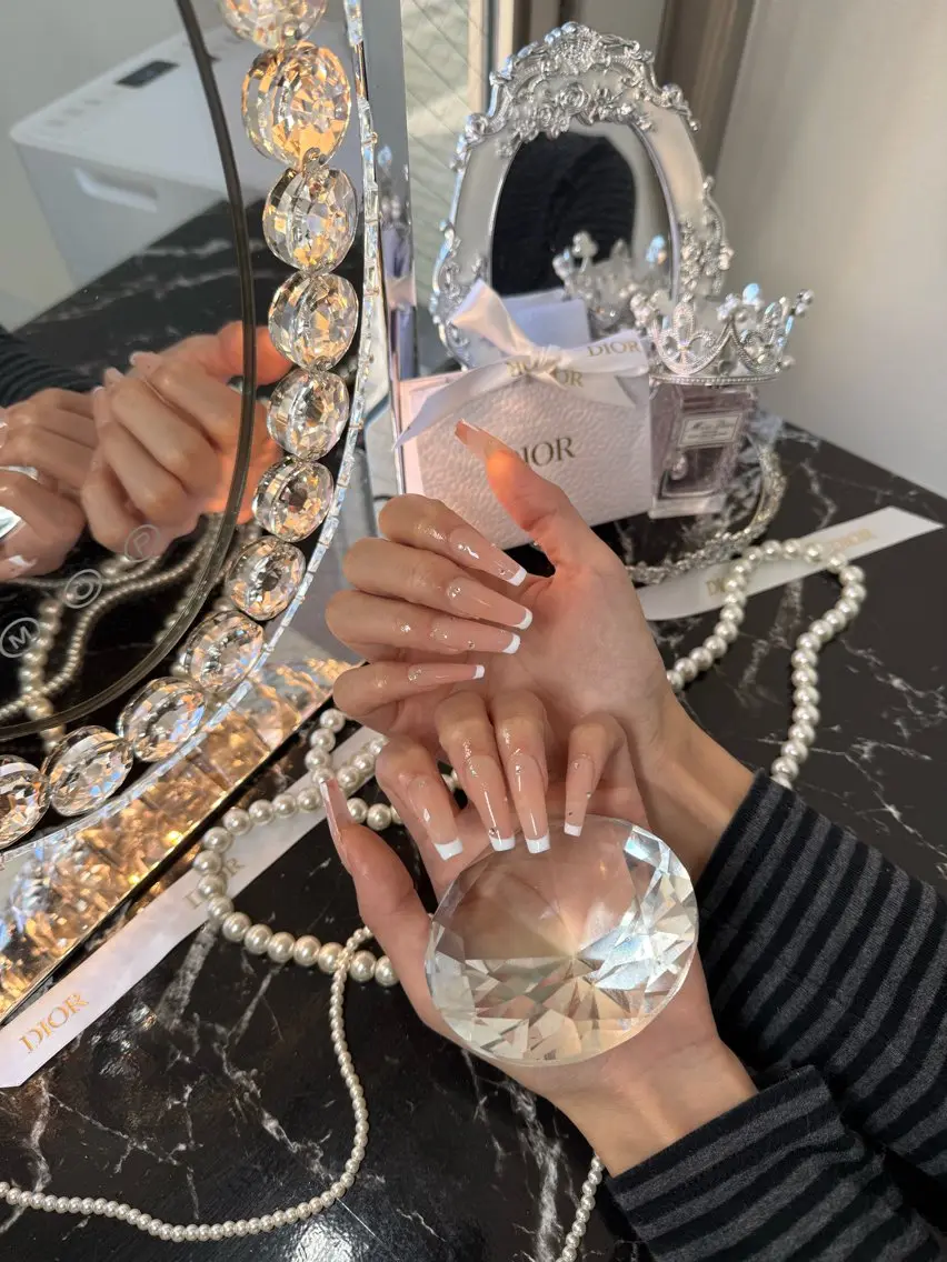 ネイル Aimme nail 🌙エメ ネイルのネイルデザイン