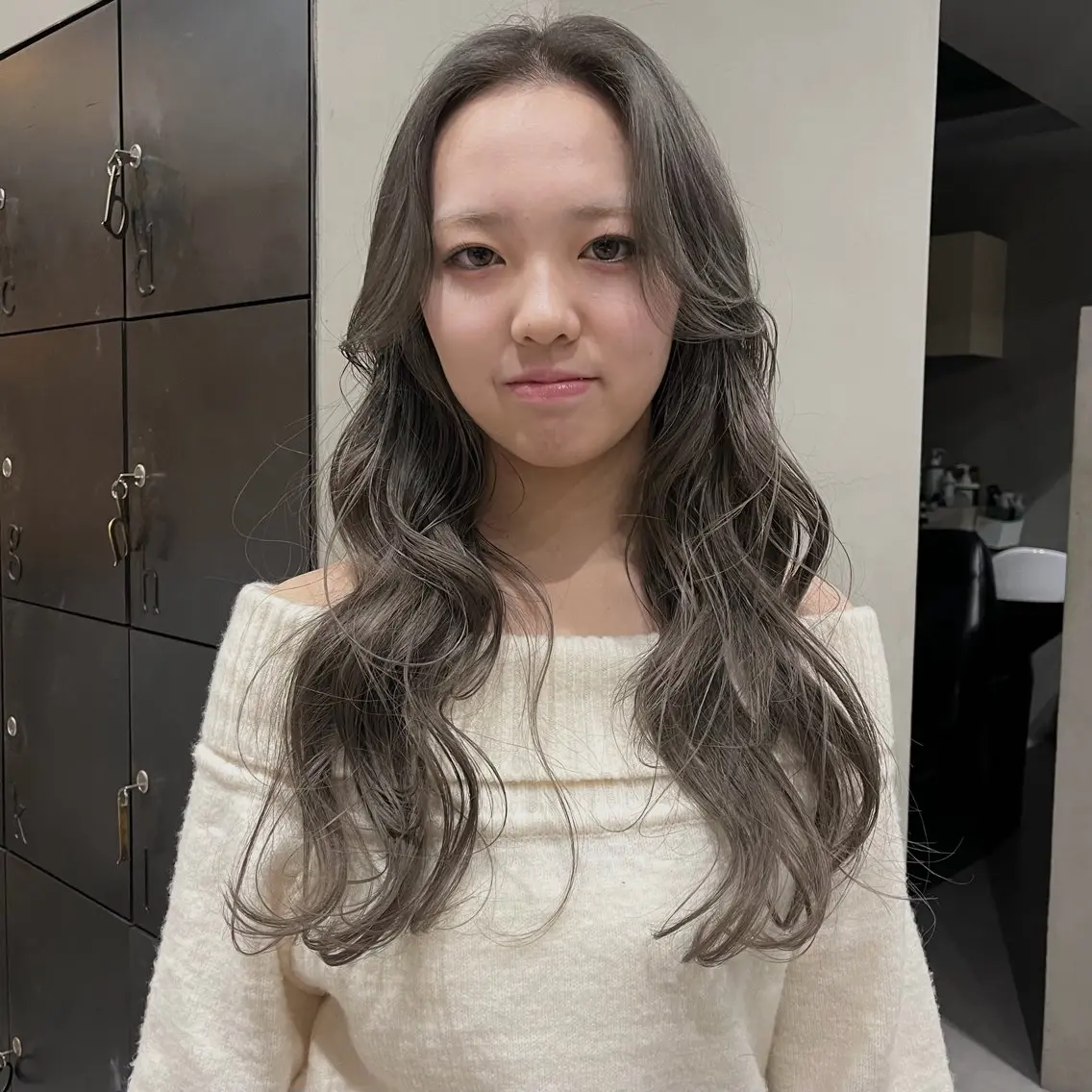 ロング カラー ハイトーンカラー 韓国風ヘア レイヤーカット カット ヘアカラー なな/ICI/レイヤ ーパーマ/上前津のヘアスタイル