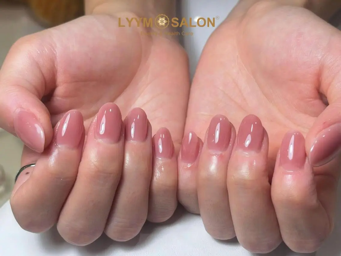 ネイル ジェルネイル 韓国ネイル ワンカラーネイル ピンク シンプルネイル ハンドネイル LYYM Salonのネイルデザイン