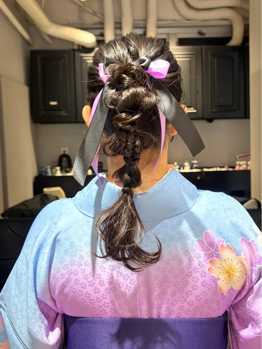 ヘアアレンジ ヘアセット 美髪縮毛 COCOROのヘアスタイル
