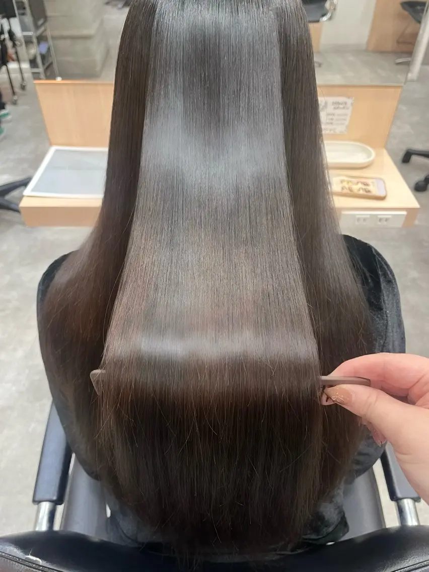 ロング パーマ カット 縮毛矯正 トリートメント リリーオブザベイス KAZUNAのヘアスタイル