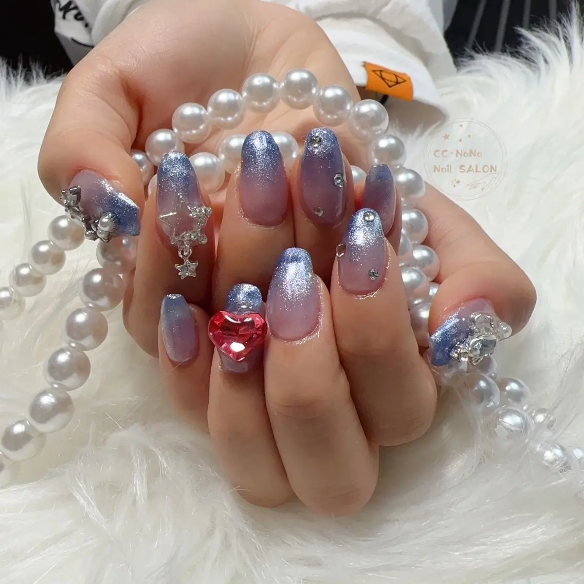 ネイル チークネイル フラッシュネイル ハート キラキラネイル 韓国ネイル ハンドネイル 💎CC・NaNa 韓国風ネイル🌙Cのネイルデザイン